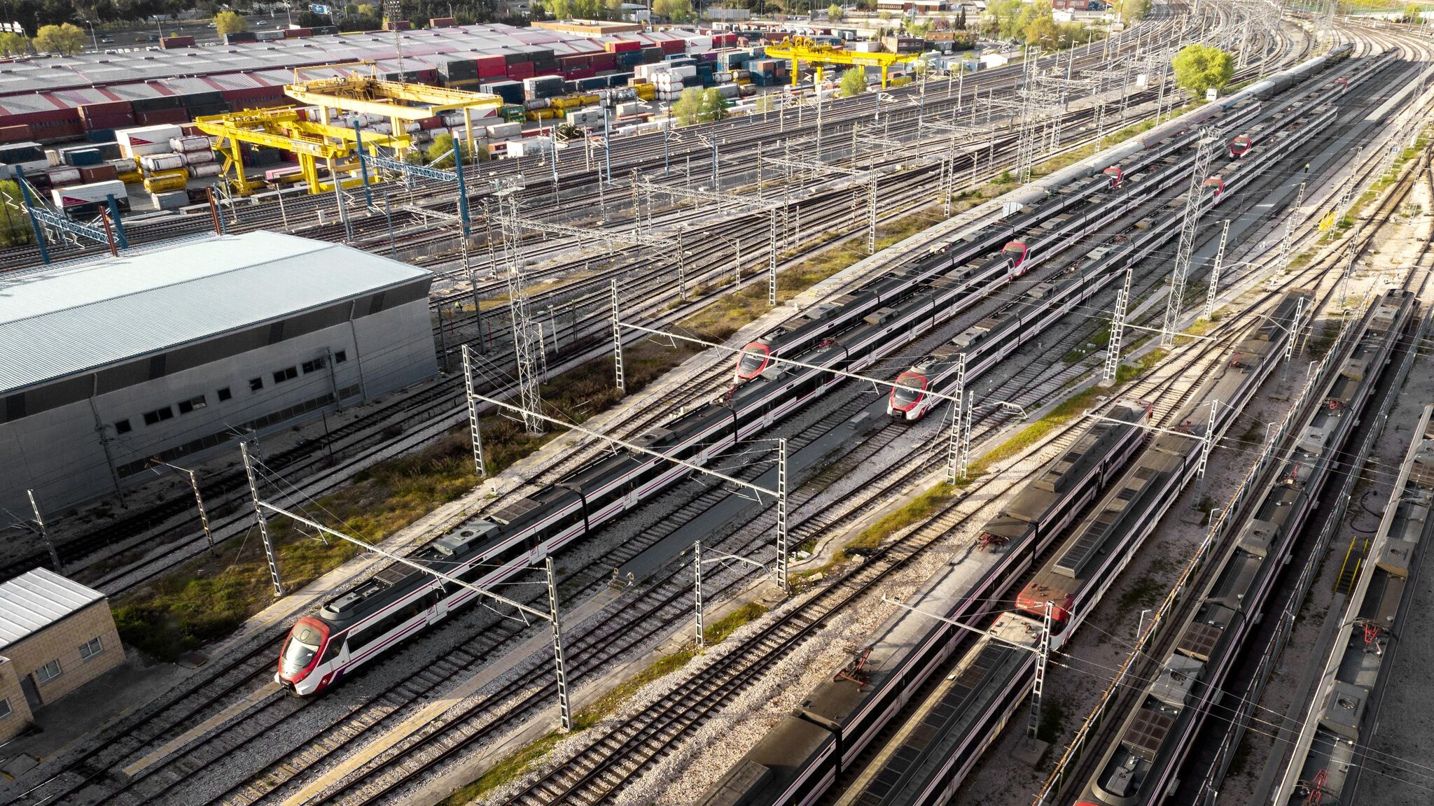 Teilentladungen in Eisenbahntraktionssystemen